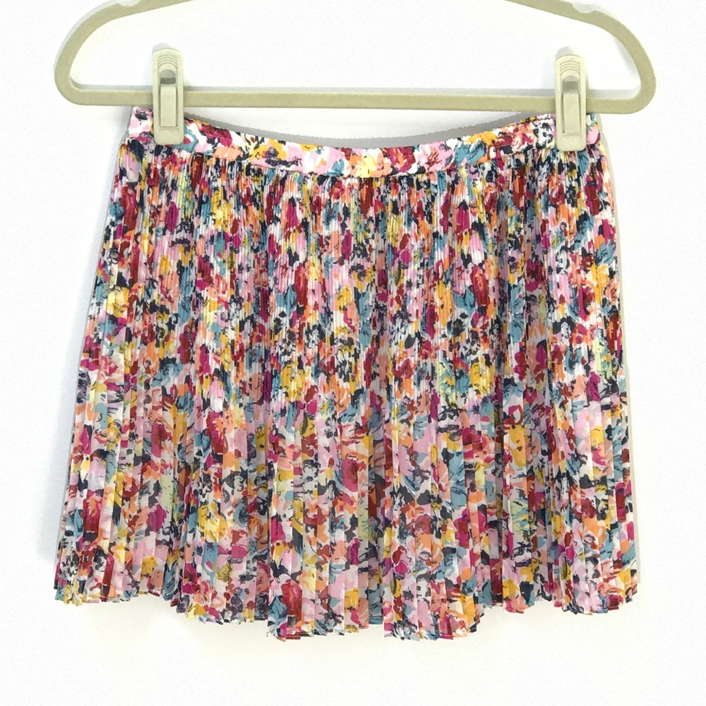 SUMMER CLEARANCE BCBGeneration Pleated Skirt